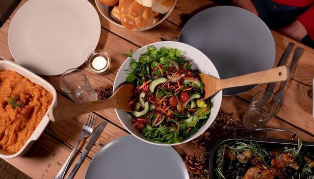 晚上八点吃晚餐错了?医生建议:过了70岁,晚餐要尽量做到这4点