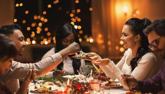 晚上八点吃晚餐错了?医生建议:过了70岁,晚餐要尽量做到这4点