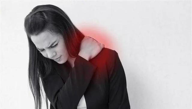 睡觉时总在凌晨3、4点醒来，提醒：或是暗示5大疾病，要引起重视